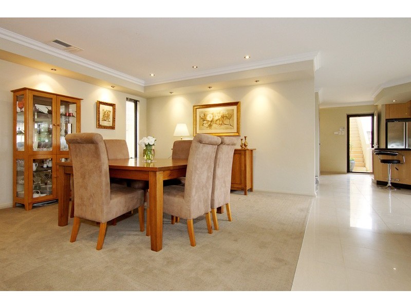 27 Tranby Road, Maylands WA 6051