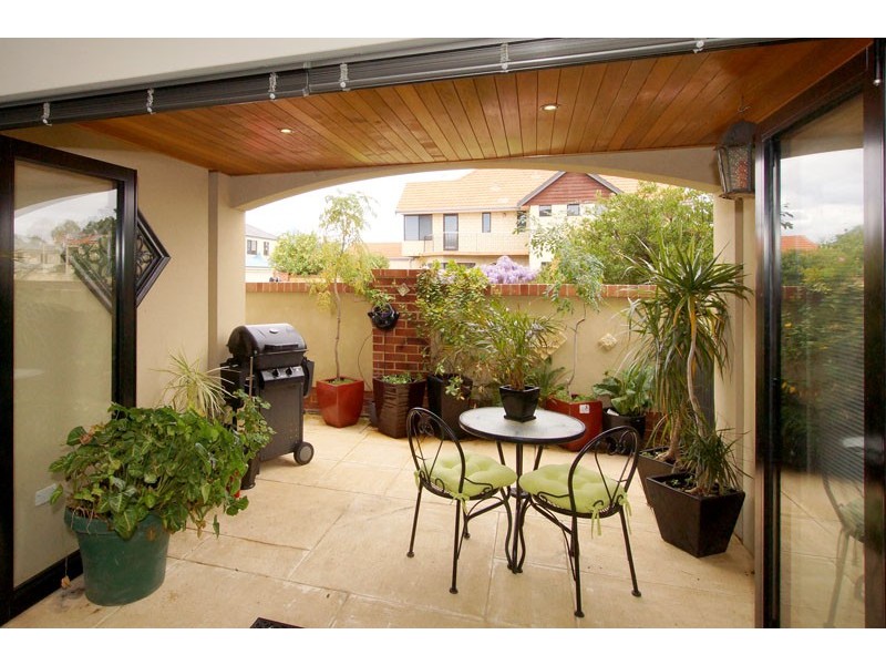 27 Tranby Road, Maylands WA 6051