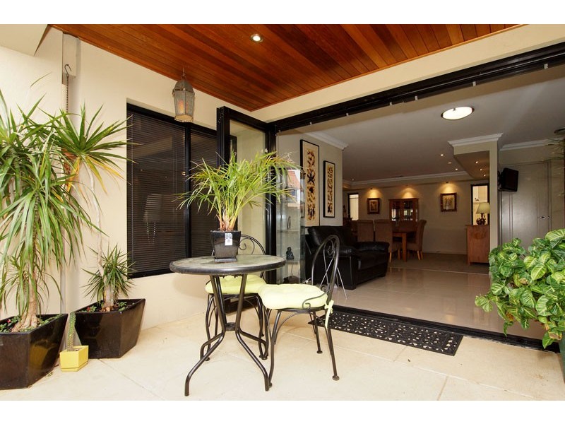 27 Tranby Road, Maylands WA 6051