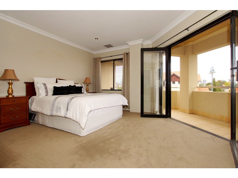 27 Tranby Road, Maylands WA 6051