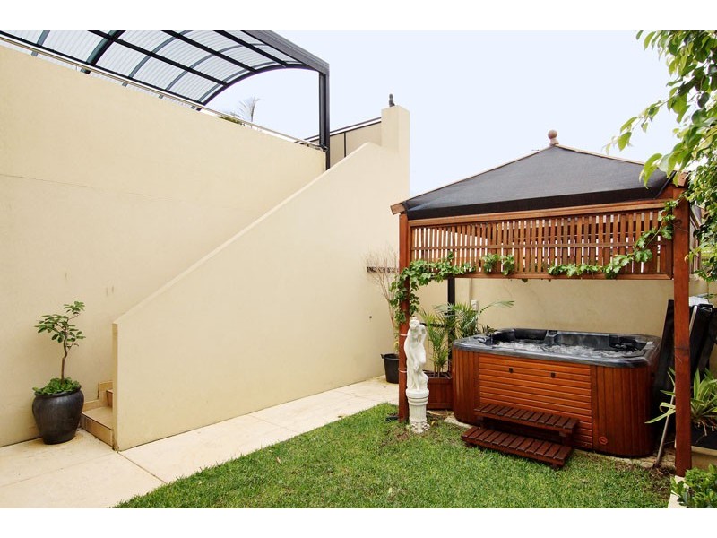 27 Tranby Road, Maylands WA 6051