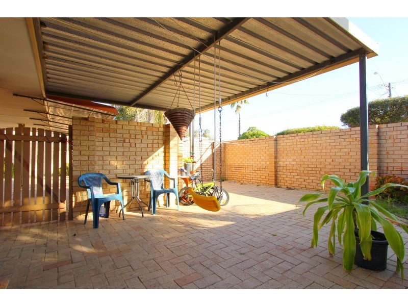 1/450 Lennard Street, Dianella WA 6059