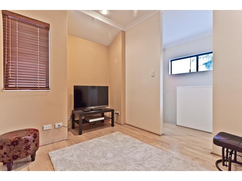 4/27 Elizabeth Street, Maylands WA 6051