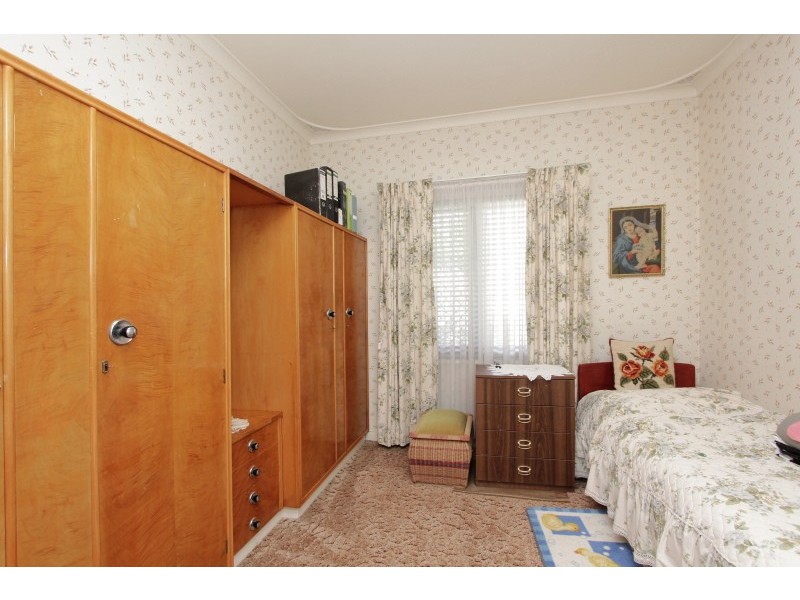 7 Vaughan Street, Dianella WA 6059