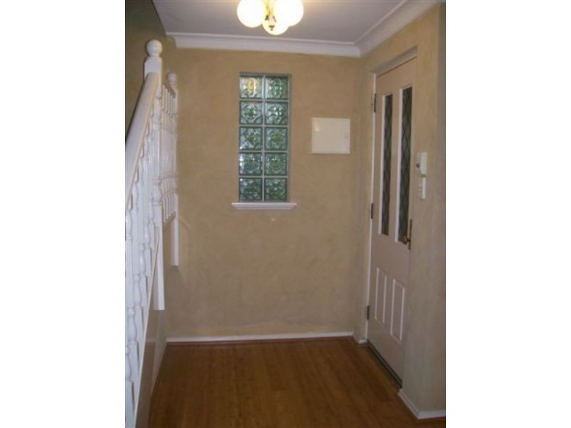 8/4 Swan View Terrace, Maylands WA 6051