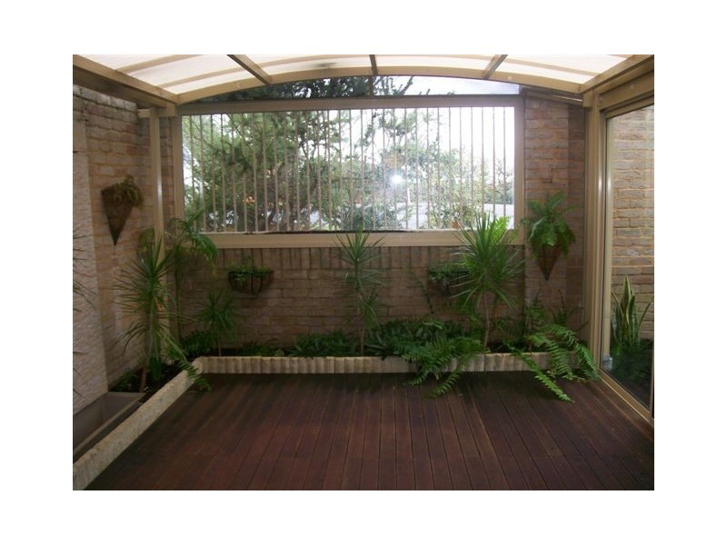 8/4 Swan View Terrace, Maylands WA 6051