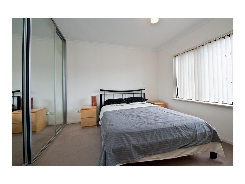 144/215 Stirling Street, Highgate WA 6003