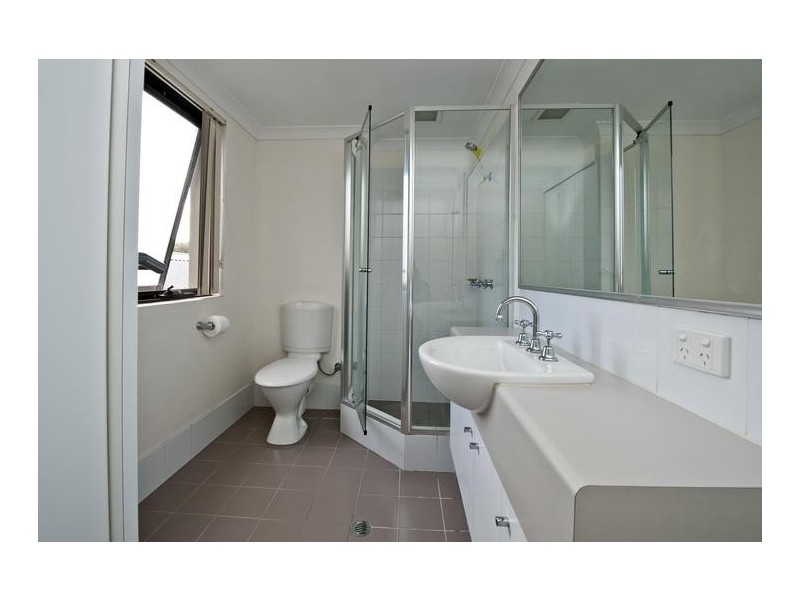 144/215 Stirling Street, Highgate WA 6003