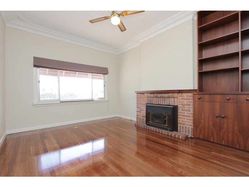 27 Kenilworth Street, Bayswater WA 6053