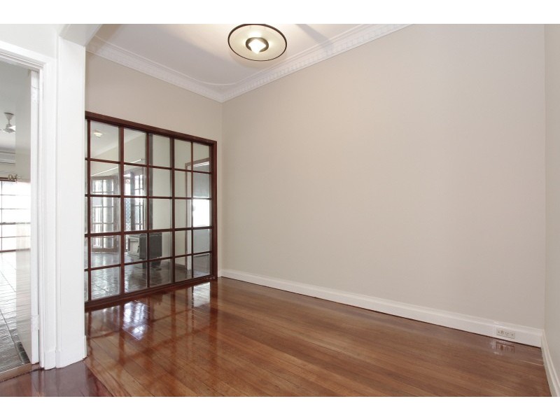 27 Kenilworth Street, Bayswater WA 6053