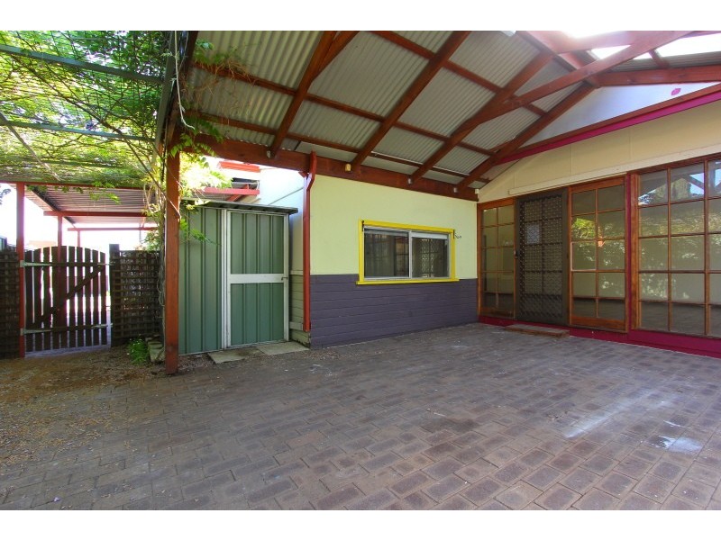 27 Kenilworth Street, Bayswater WA 6053