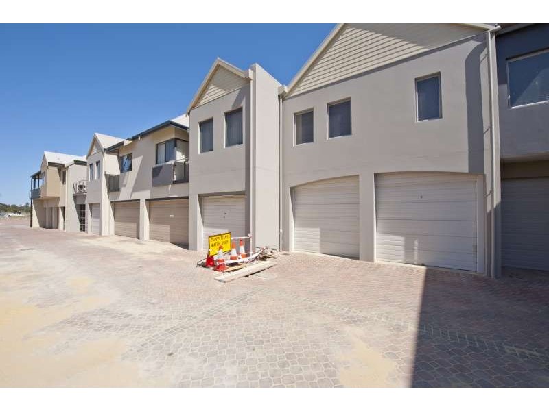 3/3 Marina Cove, Ascot WA 6104