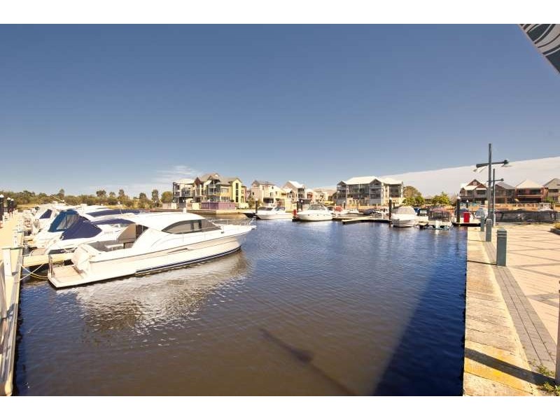 3/3 Marina Cove, Ascot WA 6104