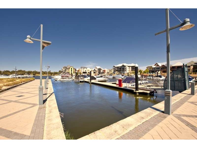 3/3 Marina Cove, Ascot WA 6104