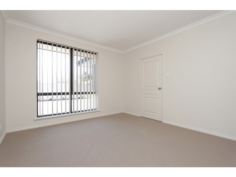 8B Bathurst Street, Dianella WA 6059