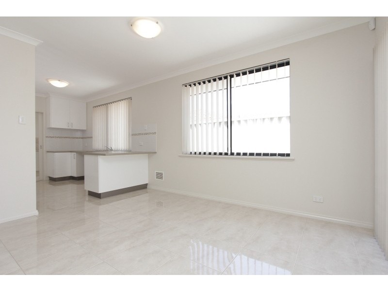 8B Bathurst Street, Dianella WA 6059