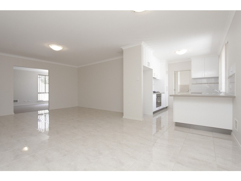 8B Bathurst Street, Dianella WA 6059