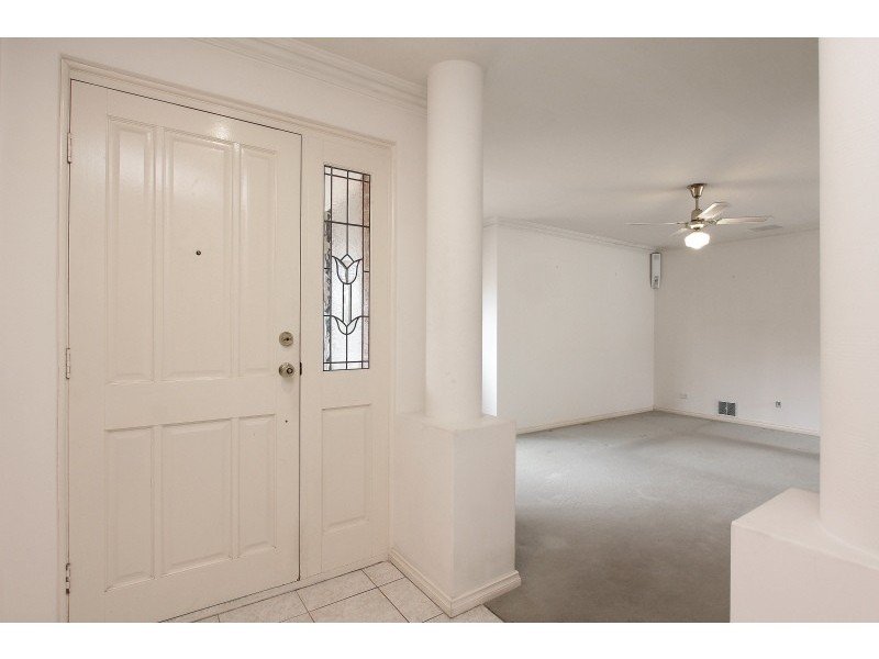 2/51 Moulden Avenue, Yokine WA 6060