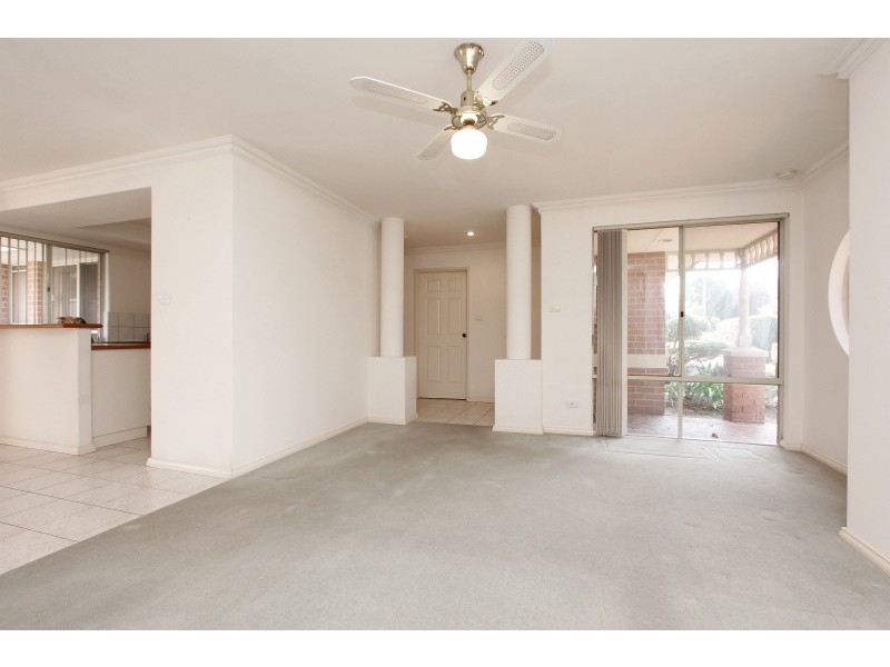 2/51 Moulden Avenue, Yokine WA 6060