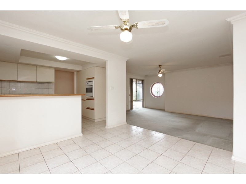 2/51 Moulden Avenue, Yokine WA 6060