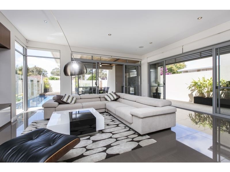 26 Virgil Avenue, Yokine WA 6060