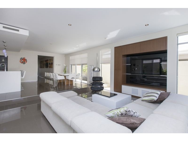 26 Virgil Avenue, Yokine WA 6060