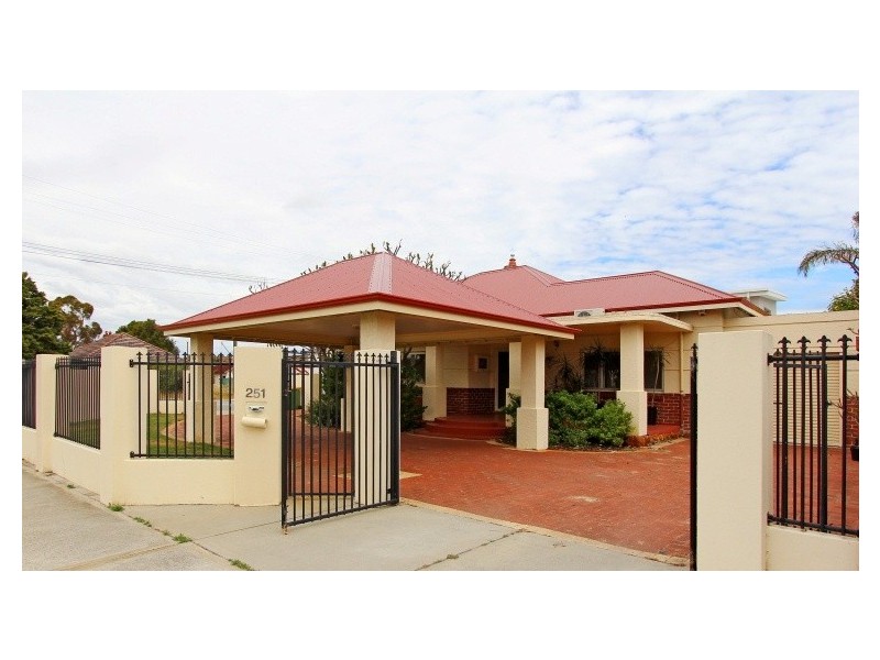 251 Grand Promenade, Dianella WA 6059