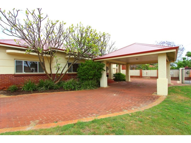 251 Grand Promenade, Dianella WA 6059