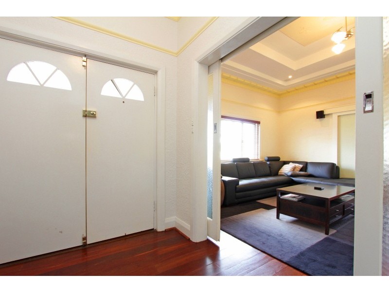 251 Grand Promenade, Dianella WA 6059