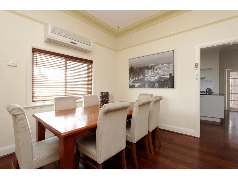 251 Grand Promenade, Dianella WA 6059