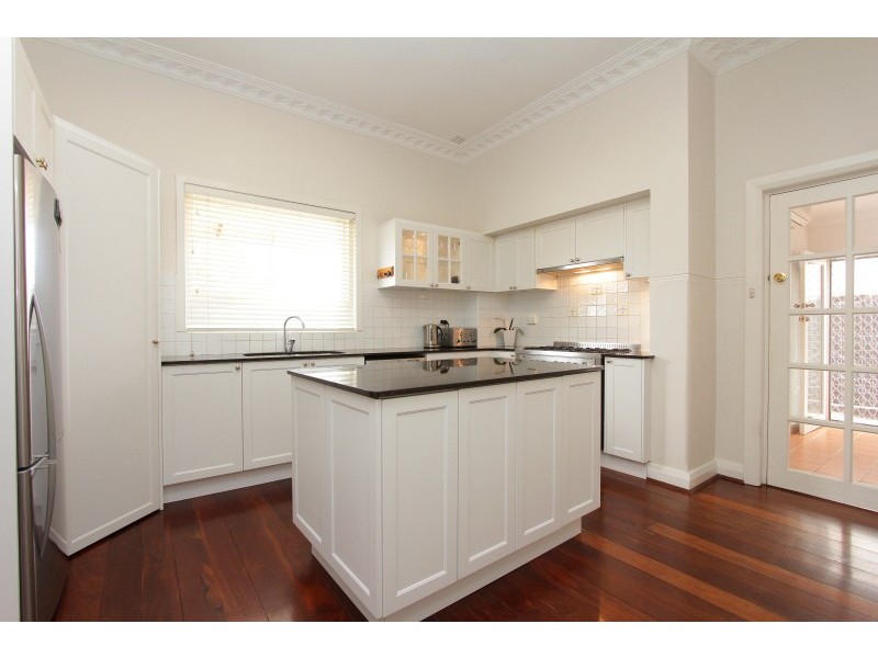 251 Grand Promenade, Dianella WA 6059