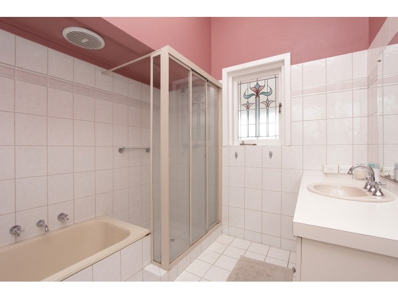 251 Grand Promenade, Dianella WA 6059