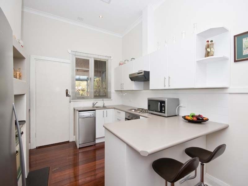 21 Aughton Street, Bayswater WA 6053