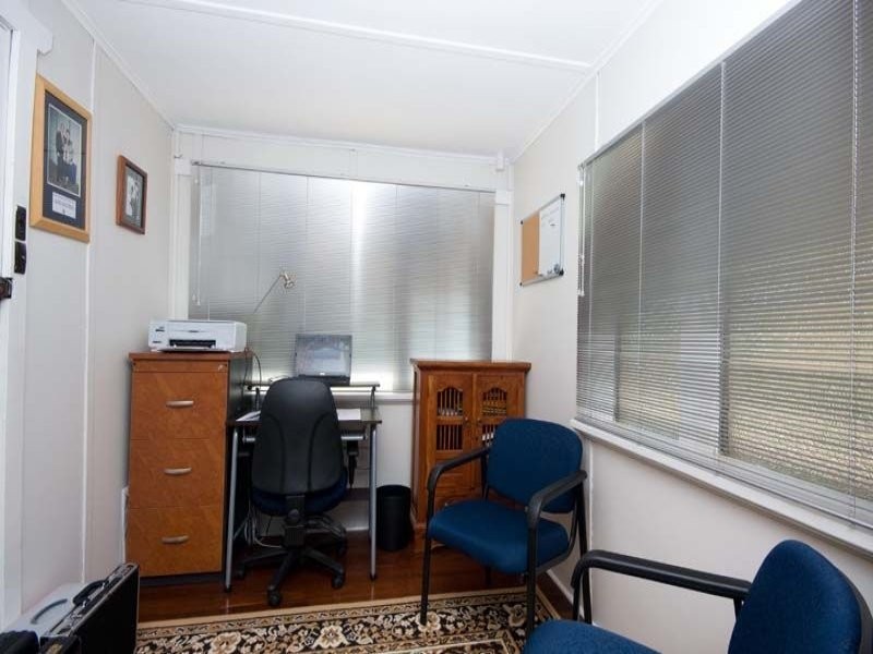 21 Aughton Street, Bayswater WA 6053