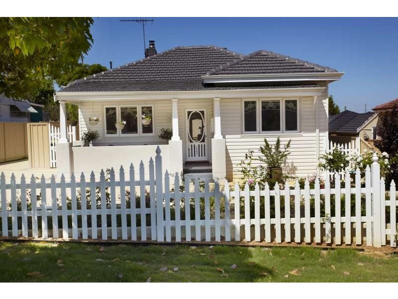 13 Toowong Street, Bayswater WA 6053