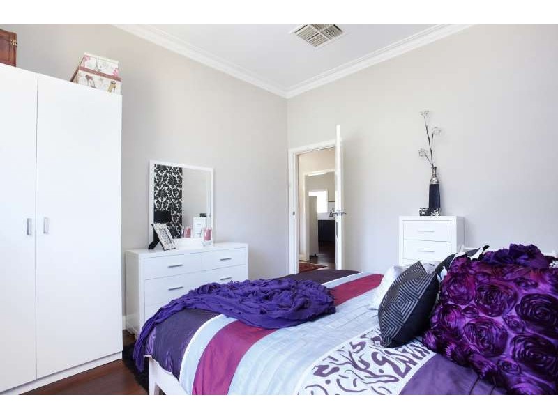 13 Toowong Street, Bayswater WA 6053