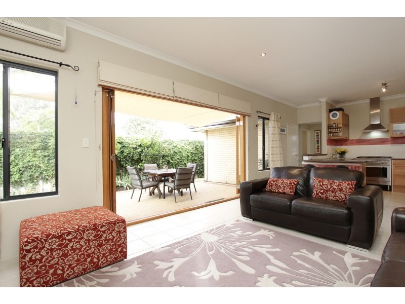 3/6 Sarah Street, Maylands WA 6051