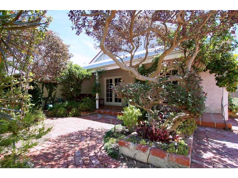 35 West Parade, Perth WA 6000