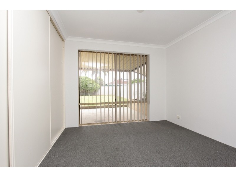 9 Santara Court, Seville Grove WA 6112