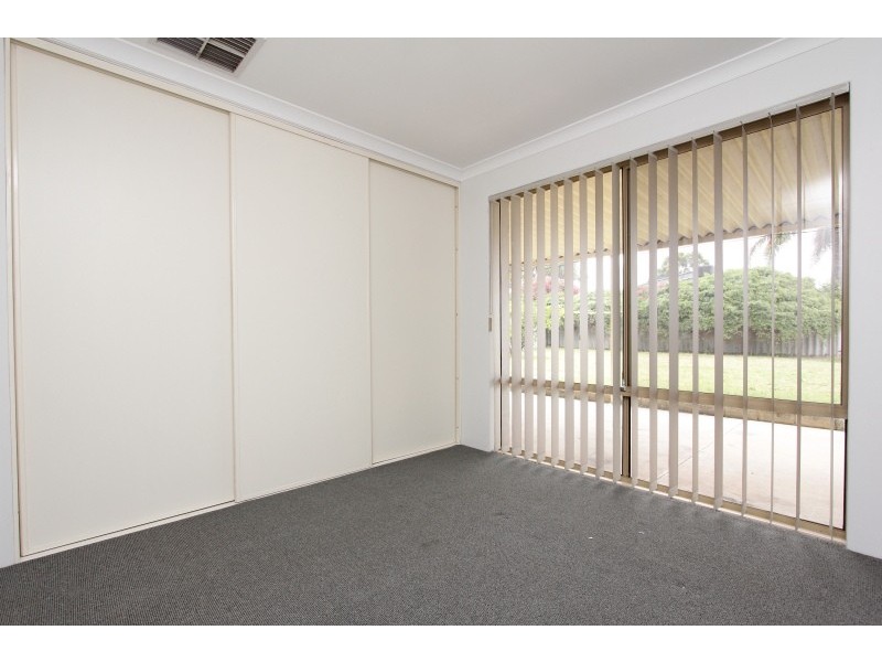 9 Santara Court, Seville Grove WA 6112