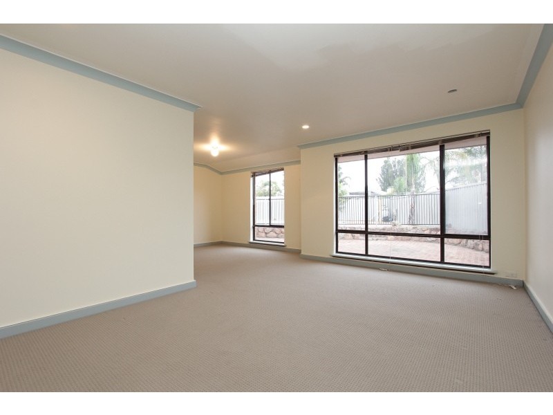 3 Marigold Grove, Ballajura WA 6066