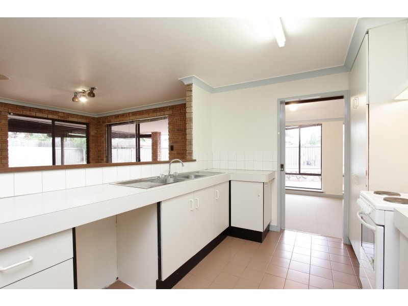 3 Marigold Grove, Ballajura WA 6066