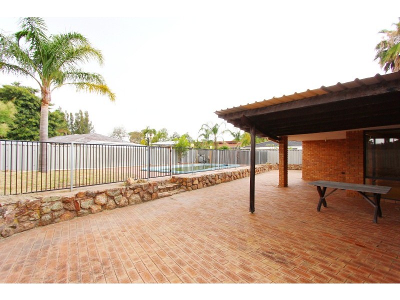 3 Marigold Grove, Ballajura WA 6066