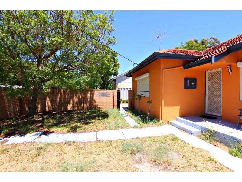 1/377A Light Street, Dianella WA 6059