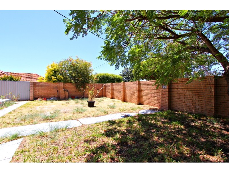 1/377A Light Street, Dianella WA 6059