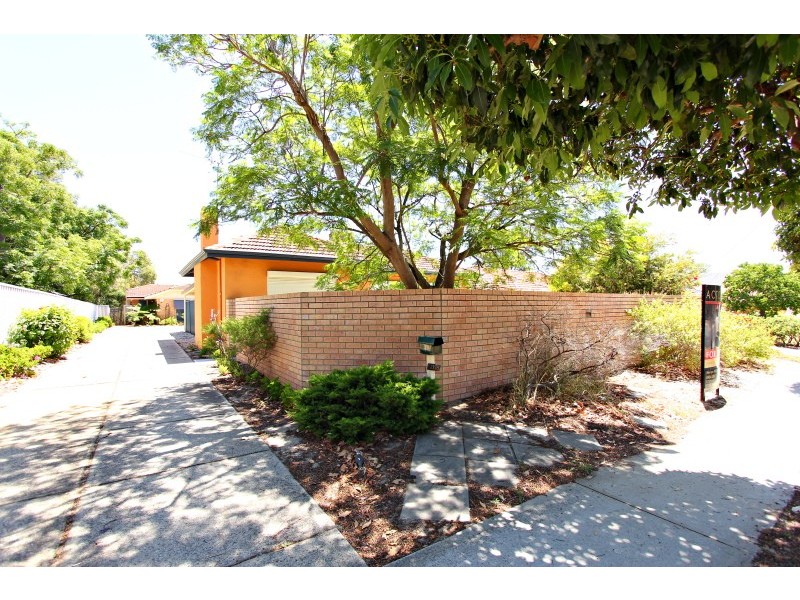 1/377A Light Street, Dianella WA 6059