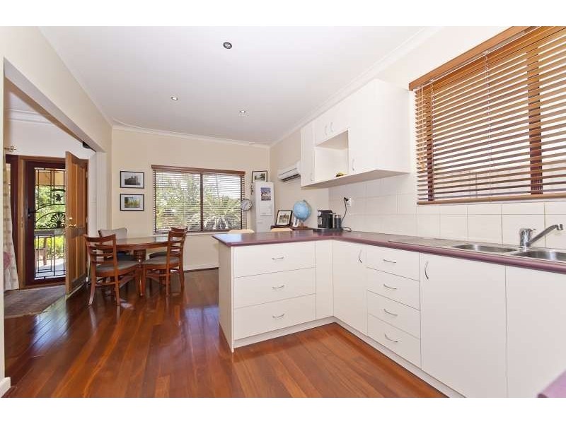 1 Anzac Street, Bayswater WA 6053