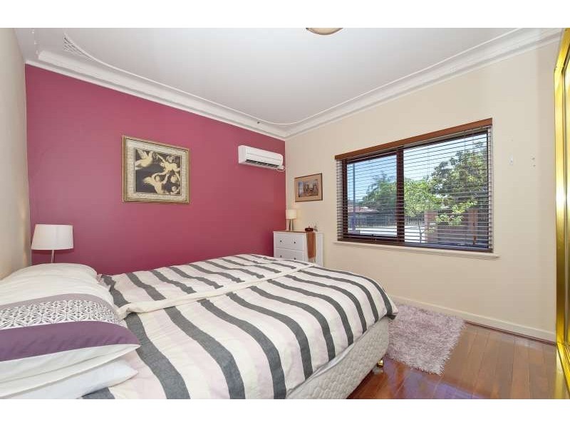 1 Anzac Street, Bayswater WA 6053