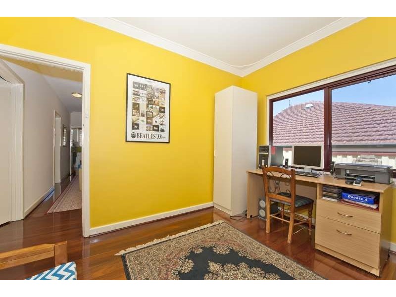 1 Anzac Street, Bayswater WA 6053