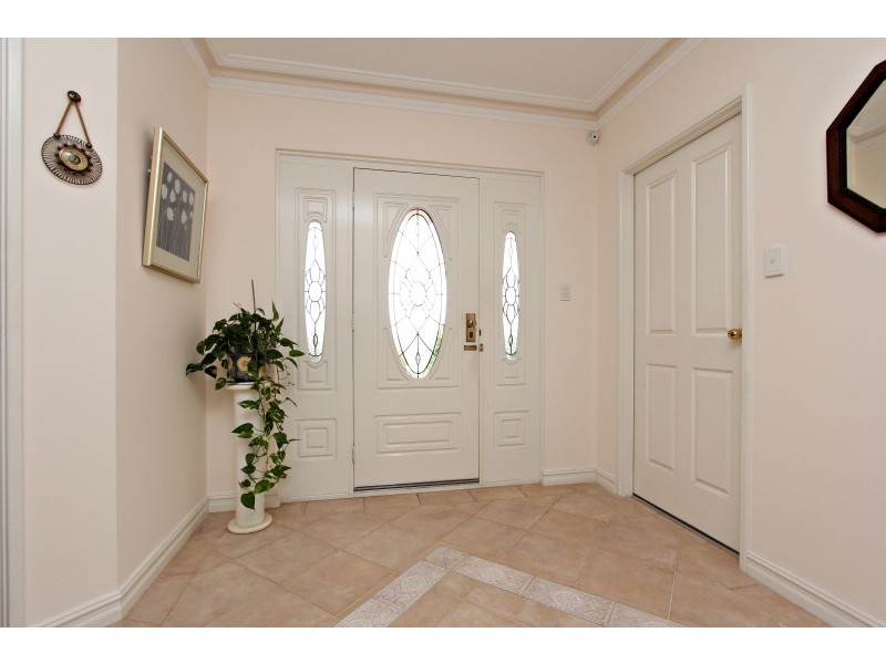 5 Wakelan Cove, Dianella WA 6059